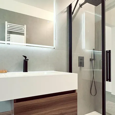 Deeproomvenice Apt1 *